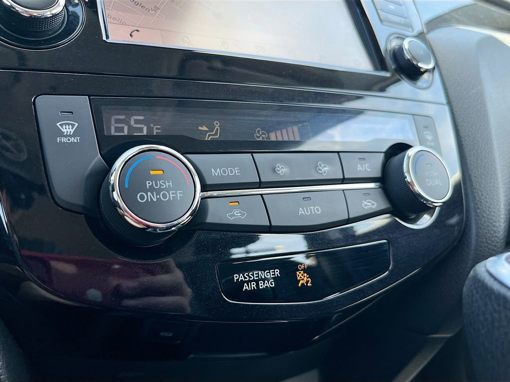 Used 2022 Nissan Rogue Sport SL AWD/4WD image 16