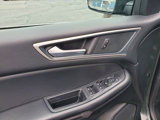 Used 2024 Ford Edge SEL w/ Convenience Package image 10