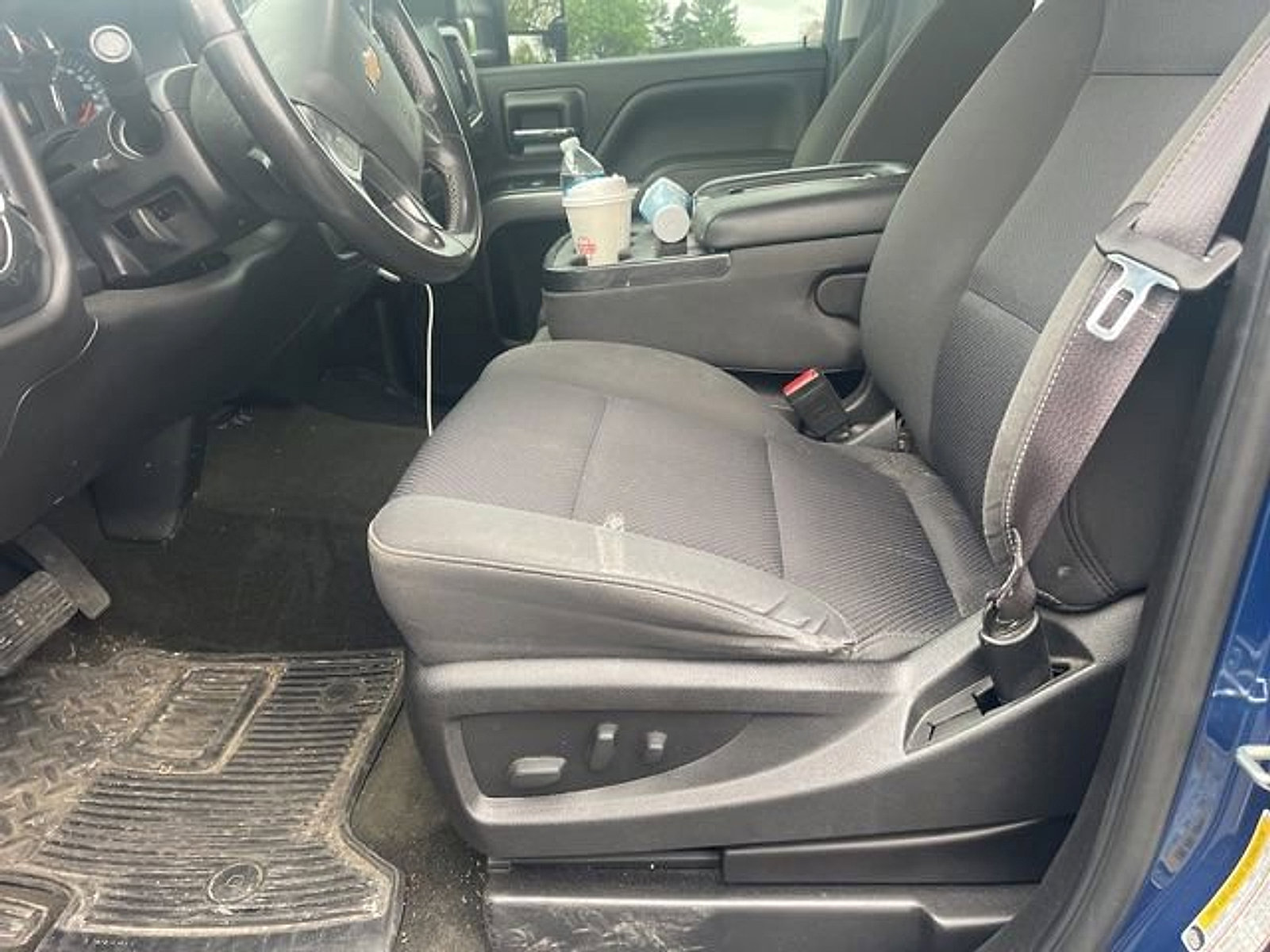 Used 2017 Chevrolet Silverado 2500 LT w/ All Star Edition AWD/4WD image 12