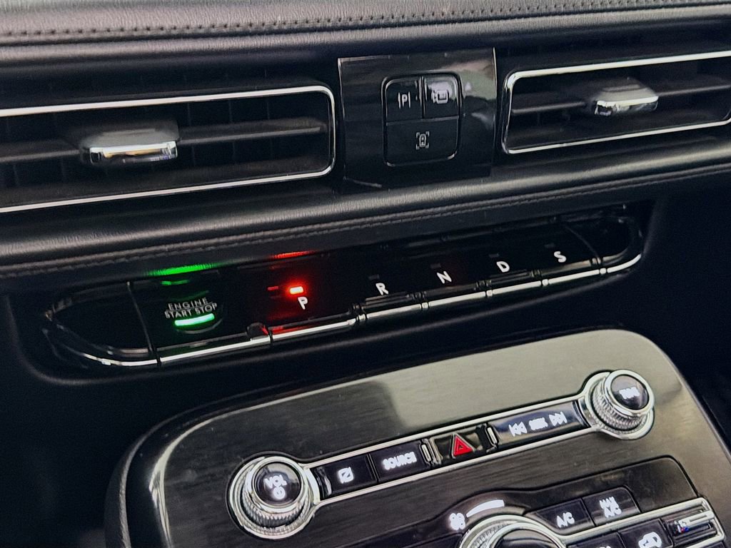 Used 2021 Lincoln Nautilus Reserve w/ Equipment Group 201A image 21