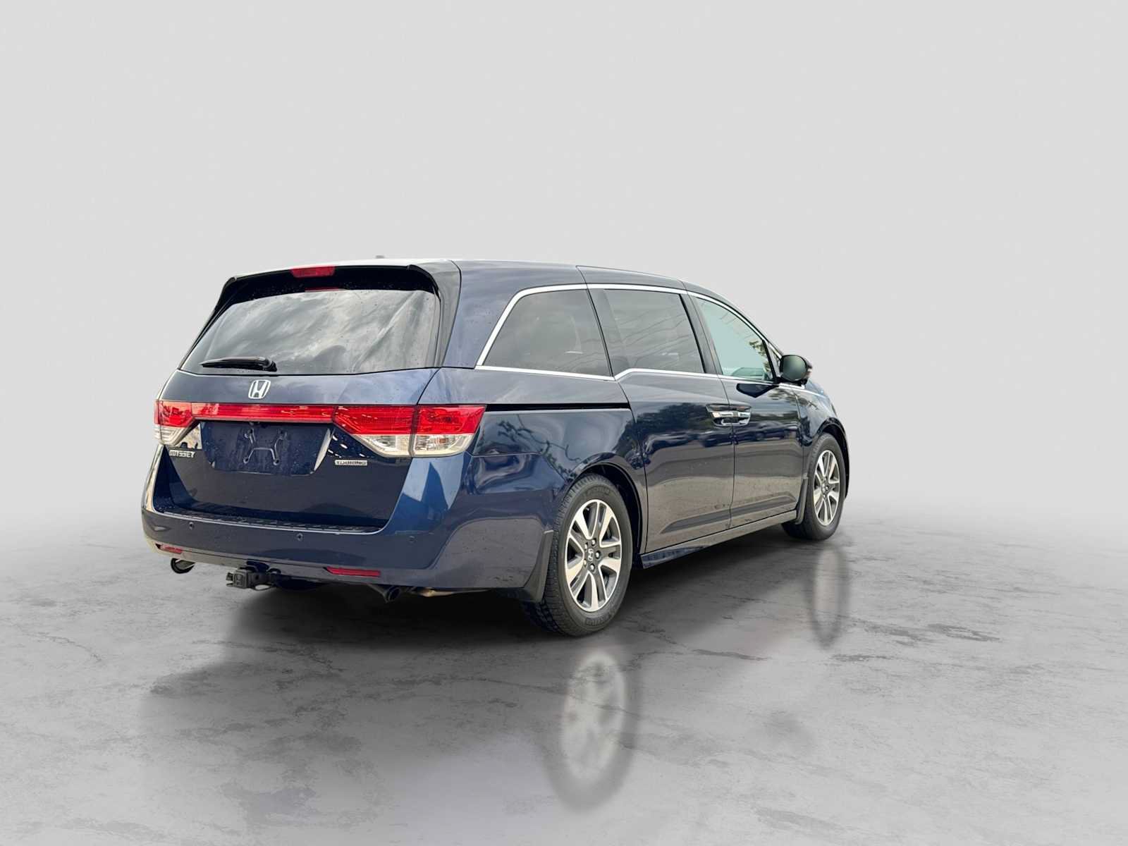 Used 2017 Honda Odyssey Touring image 6