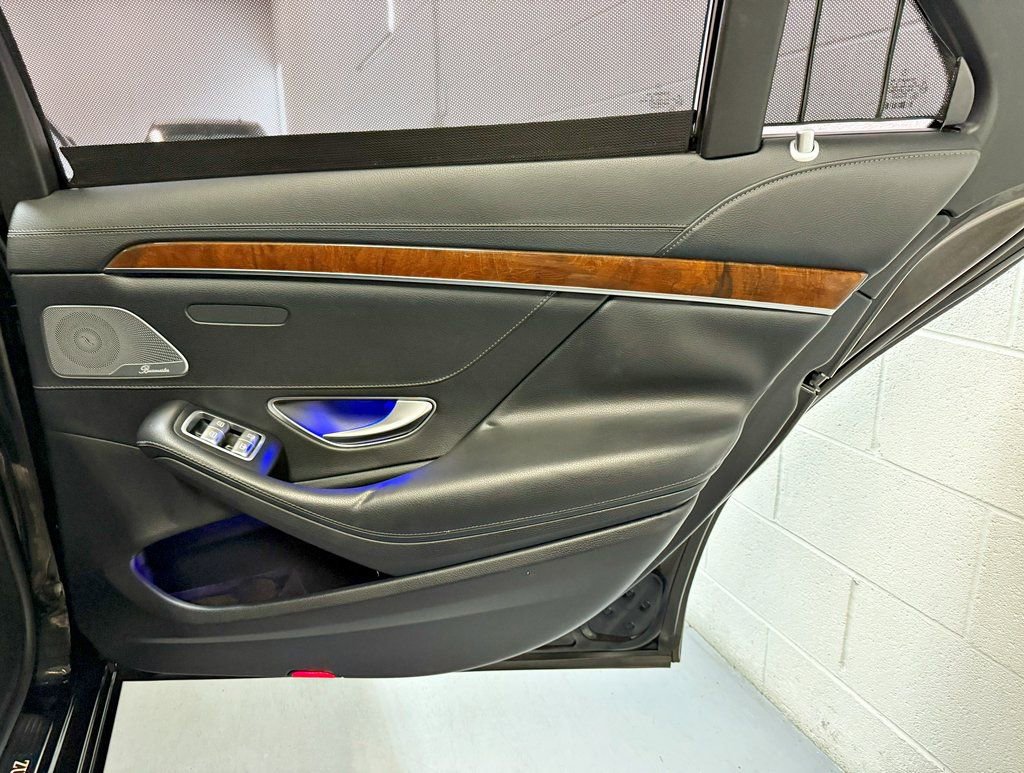 Used 2014 Mercedes-Benz S 550 Sedan image 40