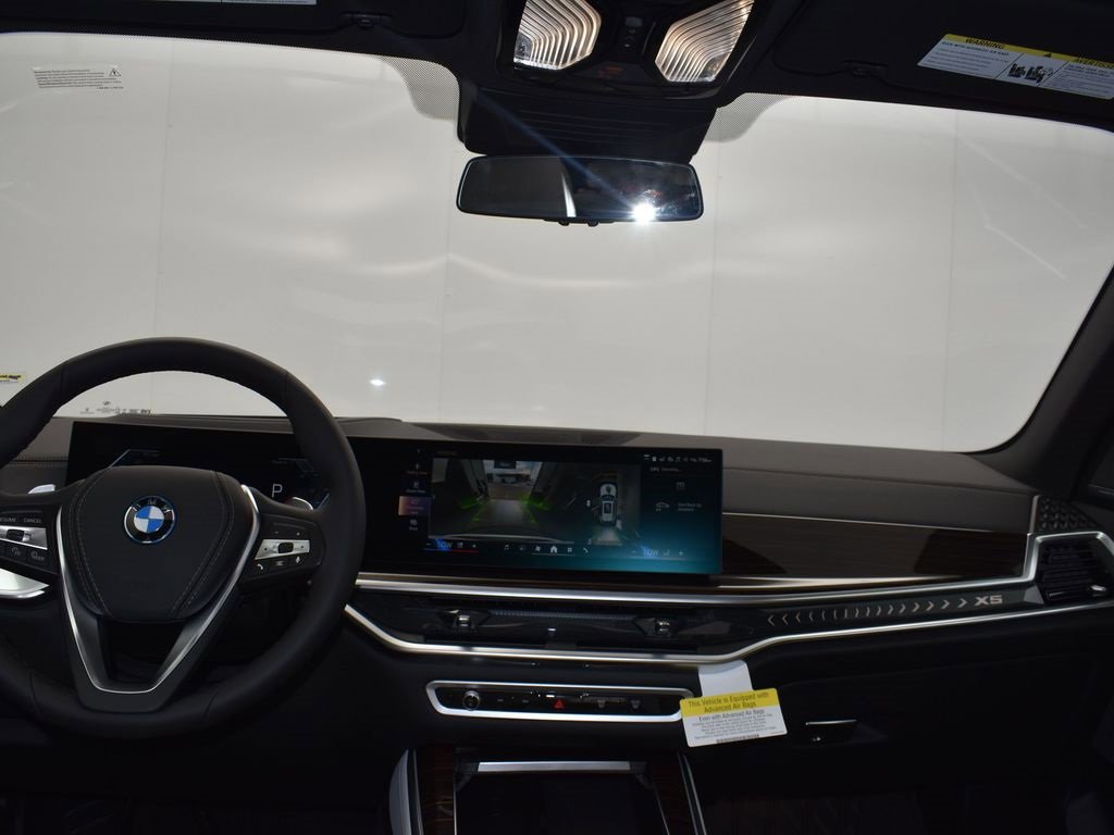 New 2026 BMW X5 xDrive50e image 19