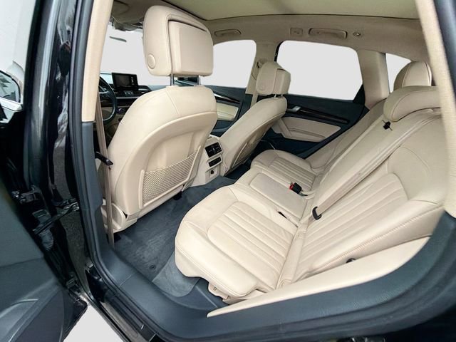 Used 2019 Audi Q5 2.0T Premium image 25