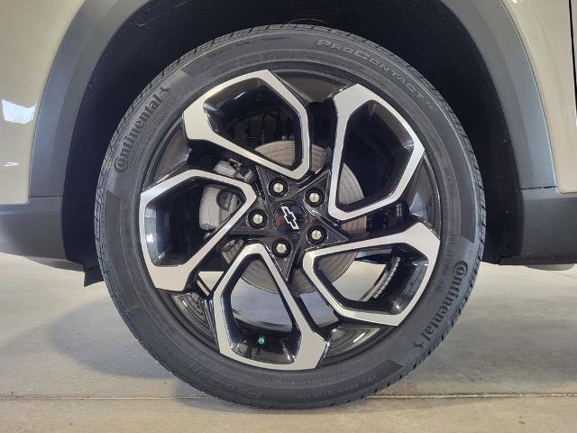 New 2026 Chevrolet Trax RS w/ Sunroof Package image 10