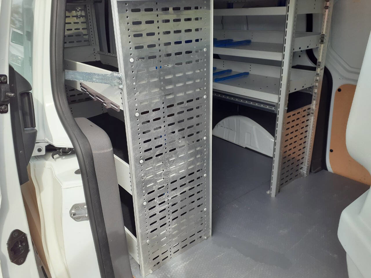 Used 2019 Ford Transit Connect XL image 21