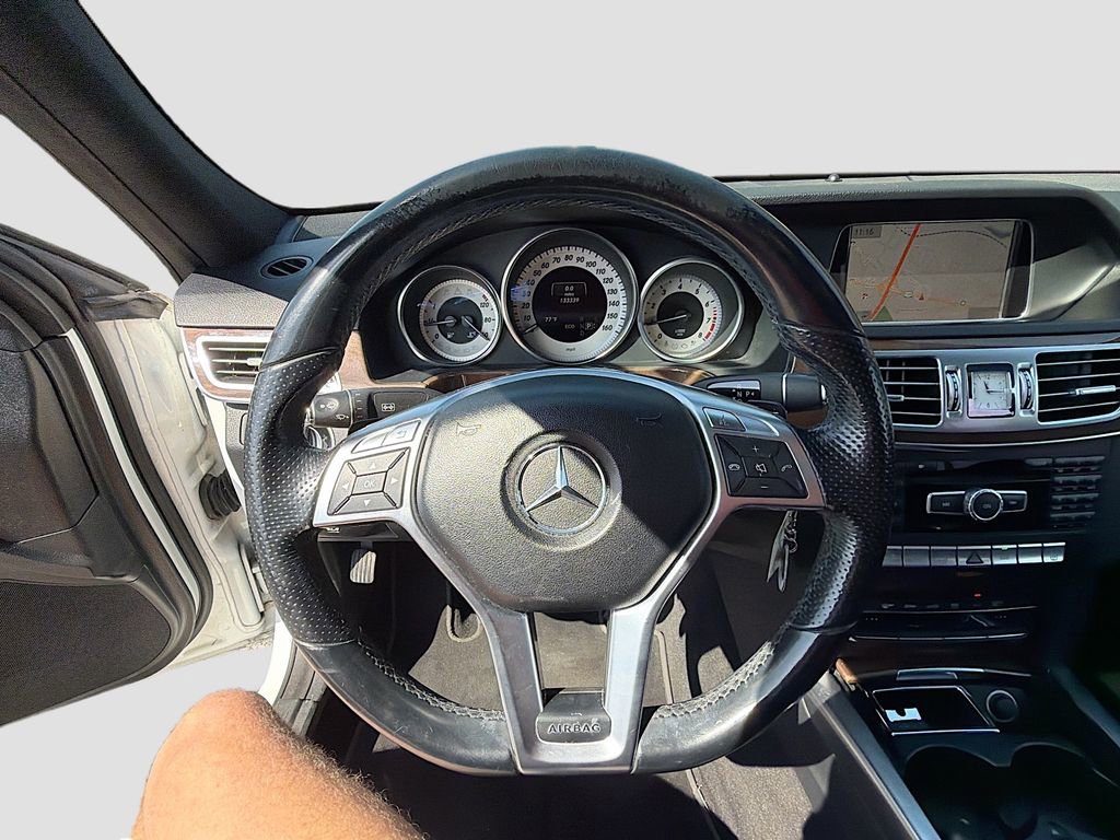 Used 2014 Mercedes-Benz E 350 4MATIC Sedan image 11