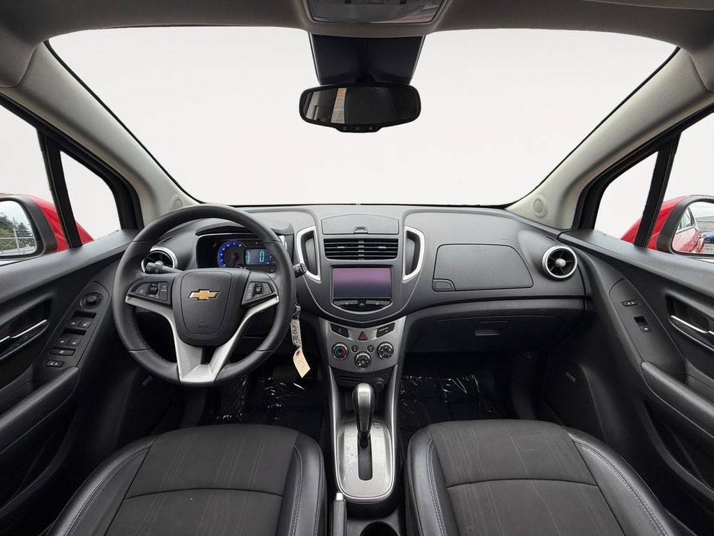 Used 2015 Chevrolet Trax LT w/ LT Sun and Sound Package AWD/4WD image 11