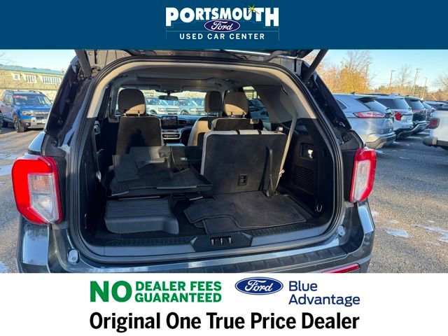 Used 2023 Ford Explorer XLT w/ Equipment Group 202A image 12
