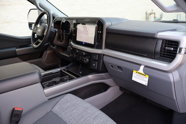 New 2026 Ford F250 XLT w/ XLT Premium Package image 40