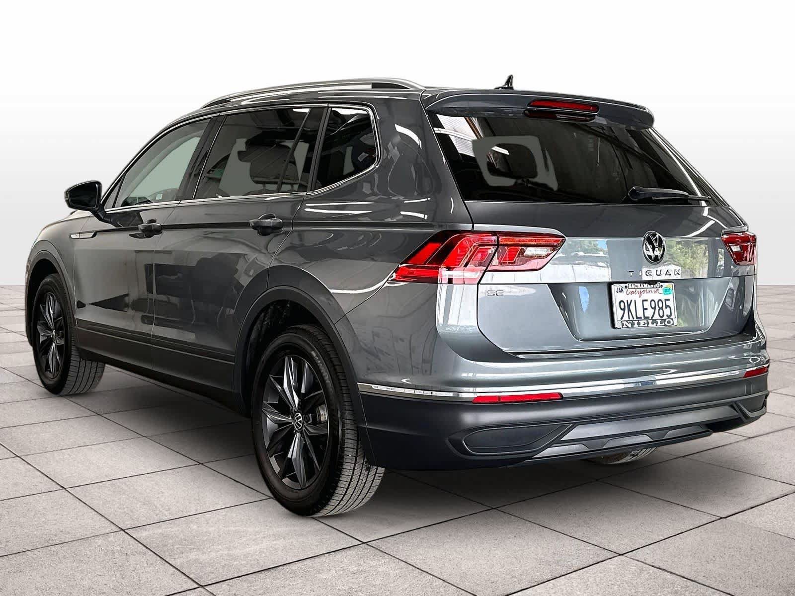 Used 2023 Volkswagen Tiguan SE FWD image 7