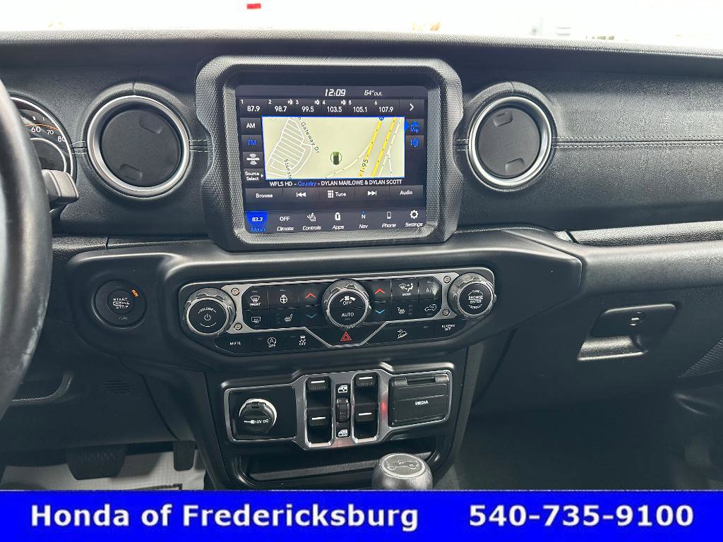 Used 2020 Jeep Wrangler Unlimited Sahara image 25