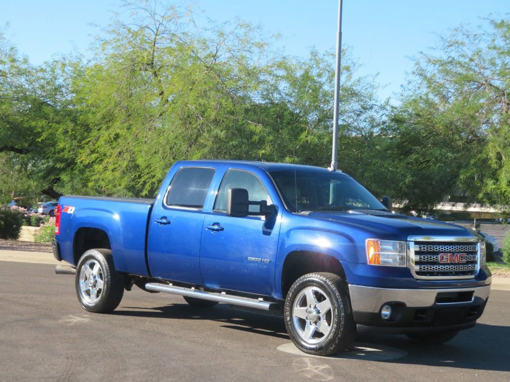 Used 2013 GMC Sierra 2500 SLT w/ SLT Convenience Package image 4