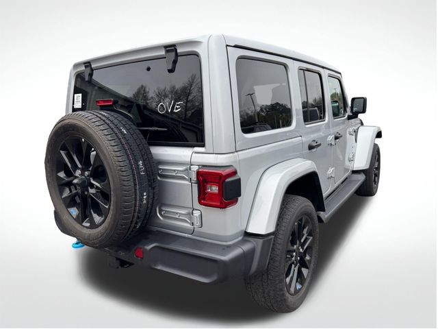Used 2023 Jeep Wrangler Unlimited Sahara w/ Cold Weather Group image 9