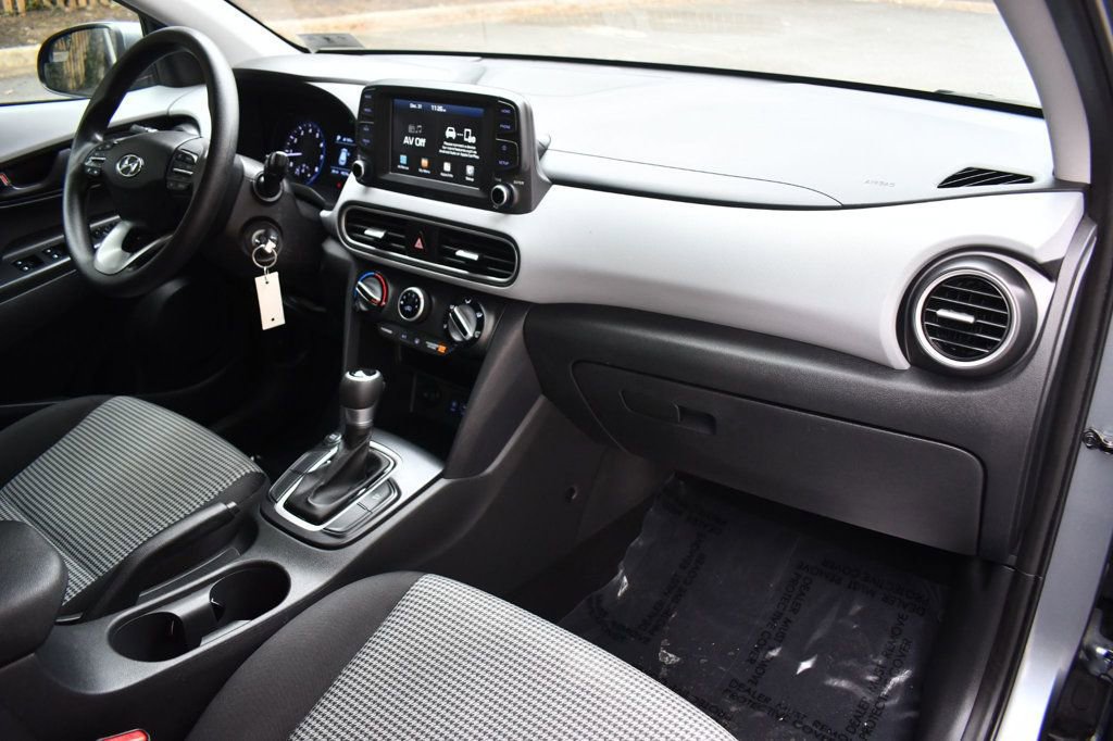 Used 2019 Hyundai Kona SE w/ Cargo Package image 23