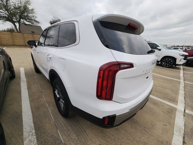Used 2025 Kia Telluride LX image 4