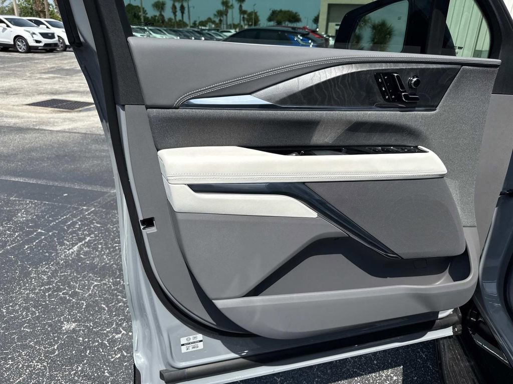New 2026 Cadillac Escalade IQ Luxury 1 image 19