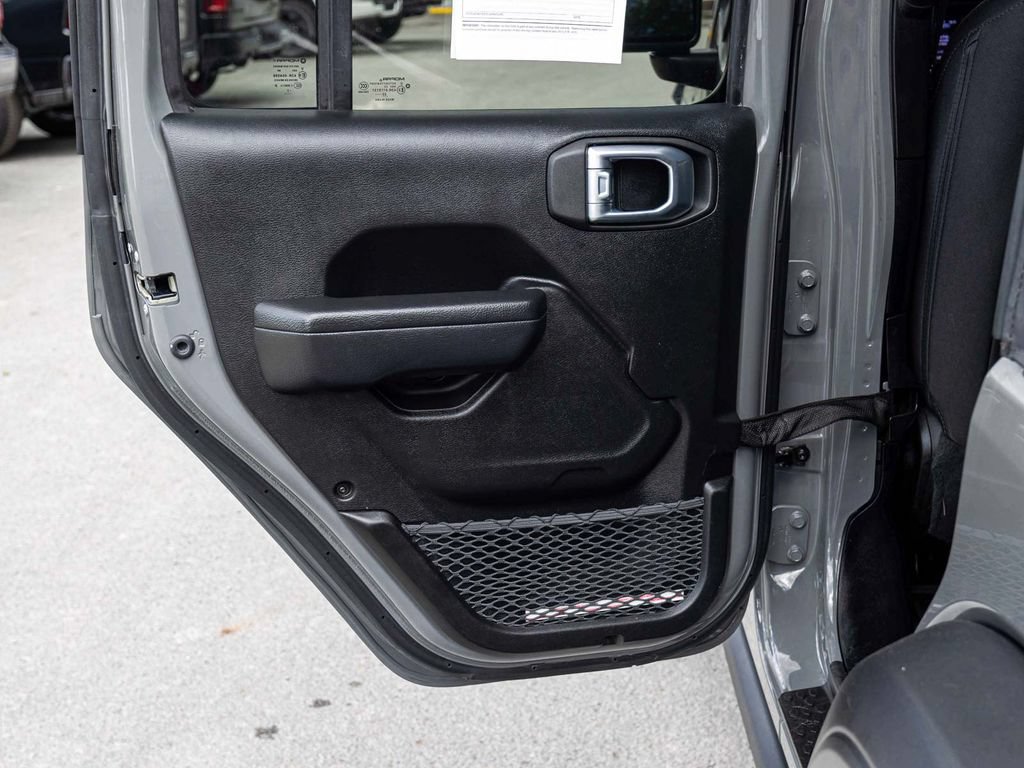 Used 2023 Jeep Wrangler Unlimited Sport AWD/4WD image 14