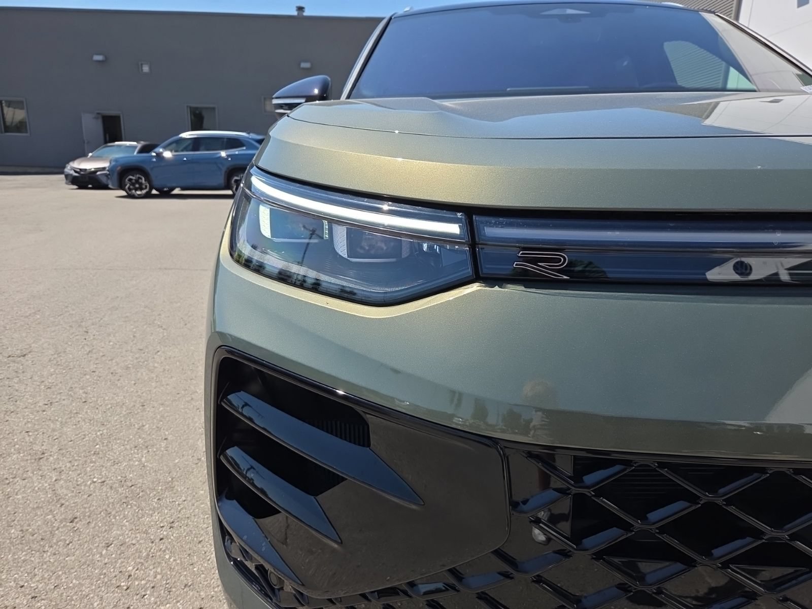 New 2026 Volkswagen Tiguan SEL R-Line AWD/4WD image 5