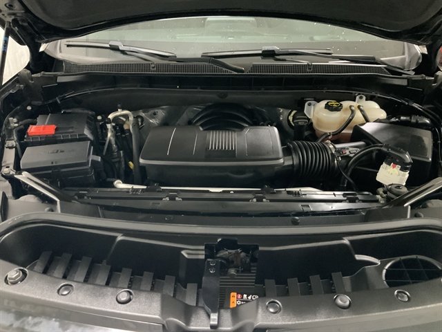 Used 2024 Chevrolet Suburban LT AWD/4WD image 11