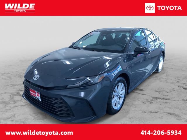 Certified 2025 Toyota Camry LE image 1