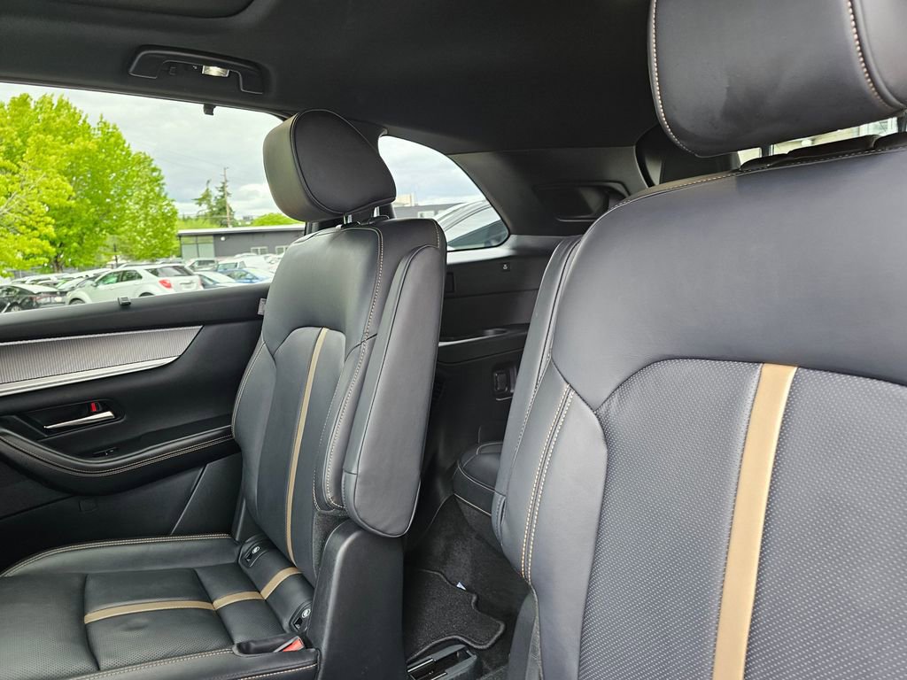 Used 2024 MAZDA CX-90 Plug-In Hybrid w/ Premium Plus image 21
