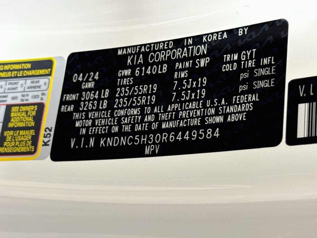 Certified 2024 Kia Carnival EX FWD image 38