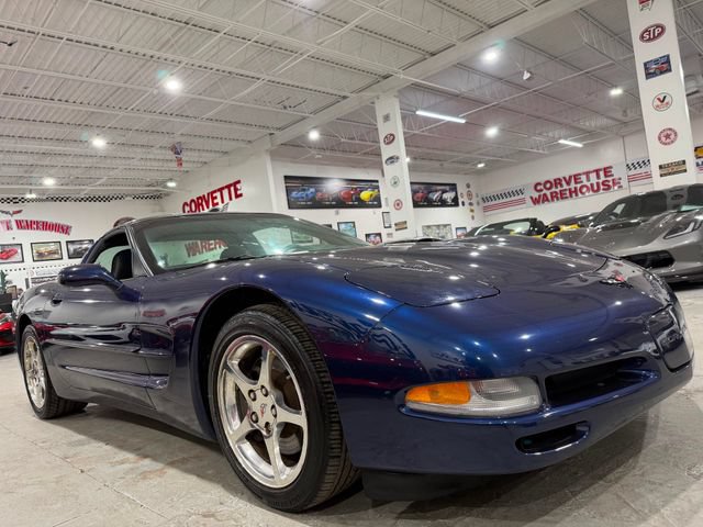 Used 2000 Chevrolet Corvette Coupe w/ Performance Handling Pkg RWD image 7