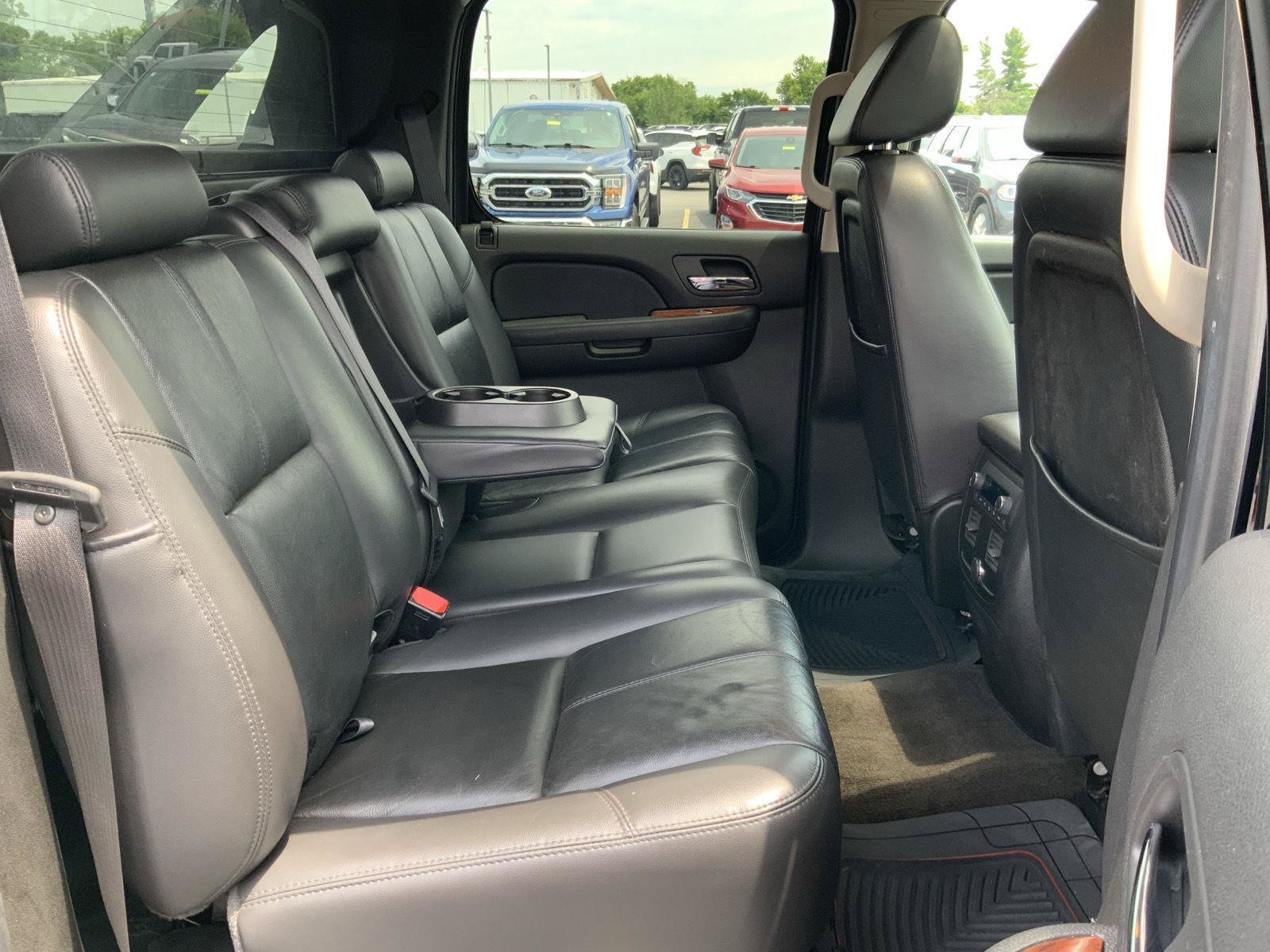 Used 2008 Chevrolet Avalanche LTZ w/ LTZ Preferred Equipment Group AWD/4WD image 45