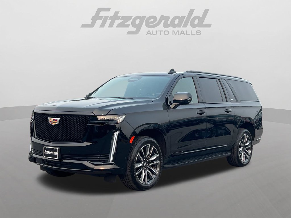 Used 2024 Cadillac Escalade ESV Sport AWD/4WD image 2