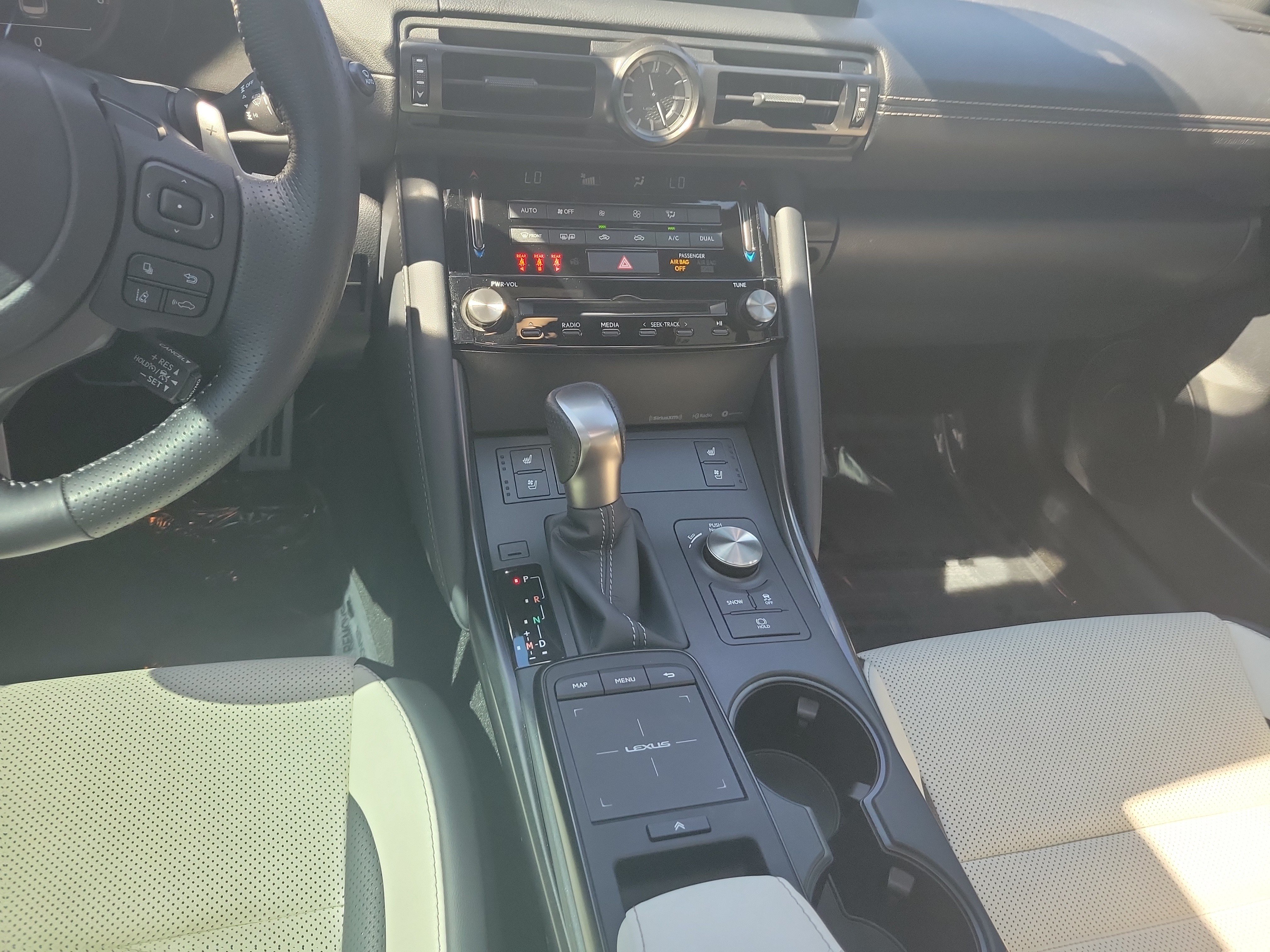 Used 2025 Lexus IS 350 F Sport RWD image 17