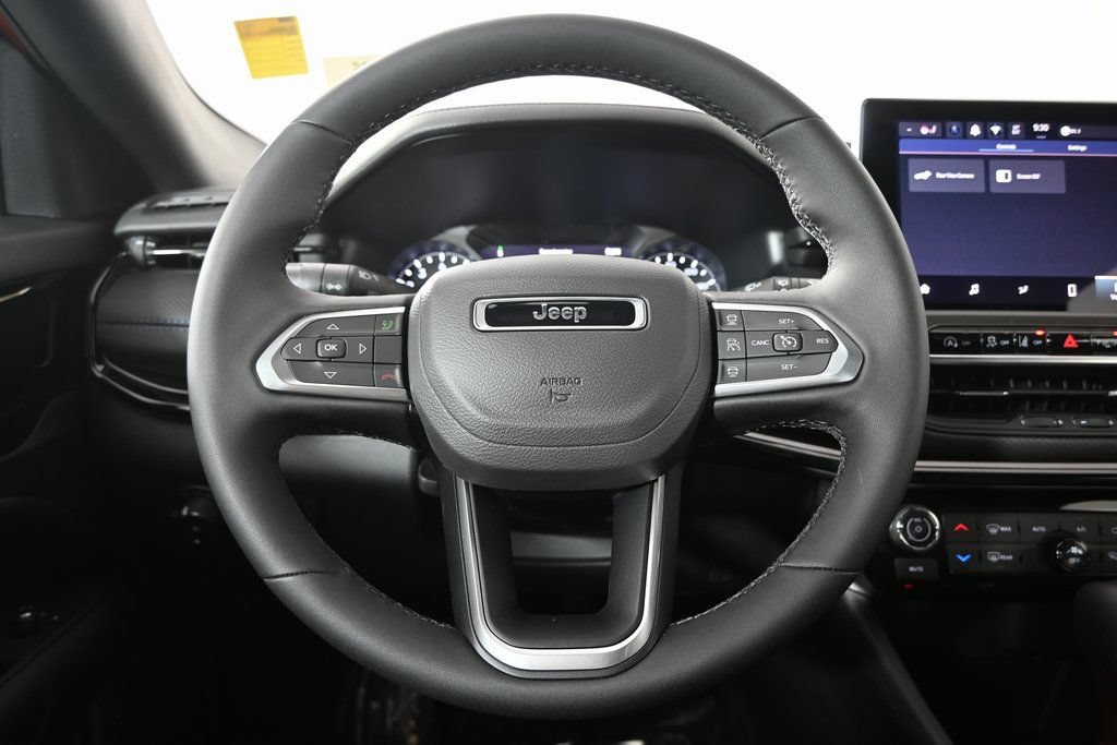 New 2026 Jeep Compass Limited AWD/4WD image 33