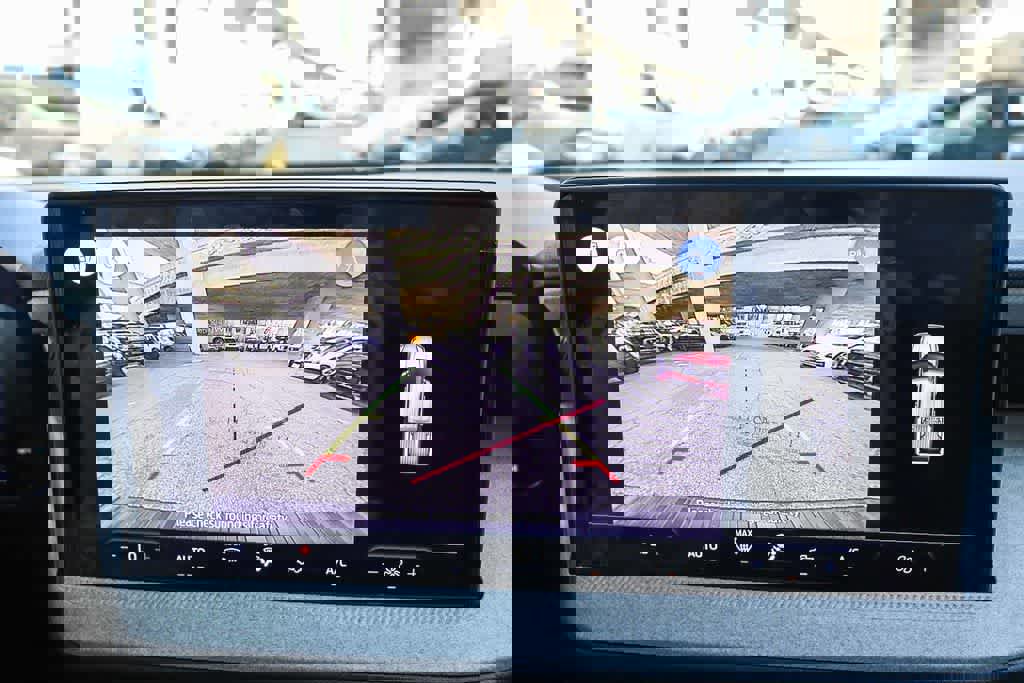 New 2026 Ford Maverick XLT image 25