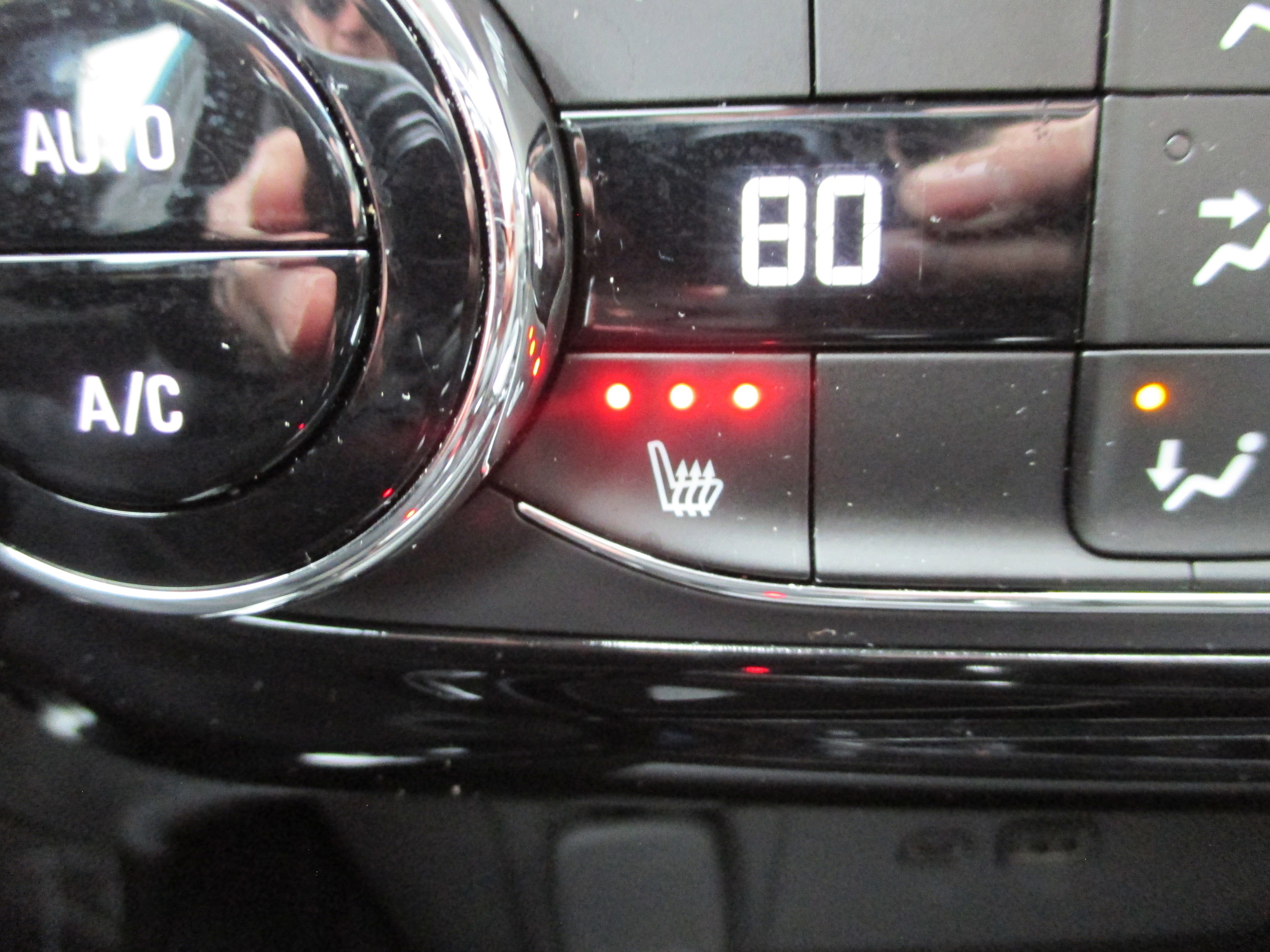 Used 2025 Chevrolet Trax ACTIV w/ Driver Confidence Package image 20