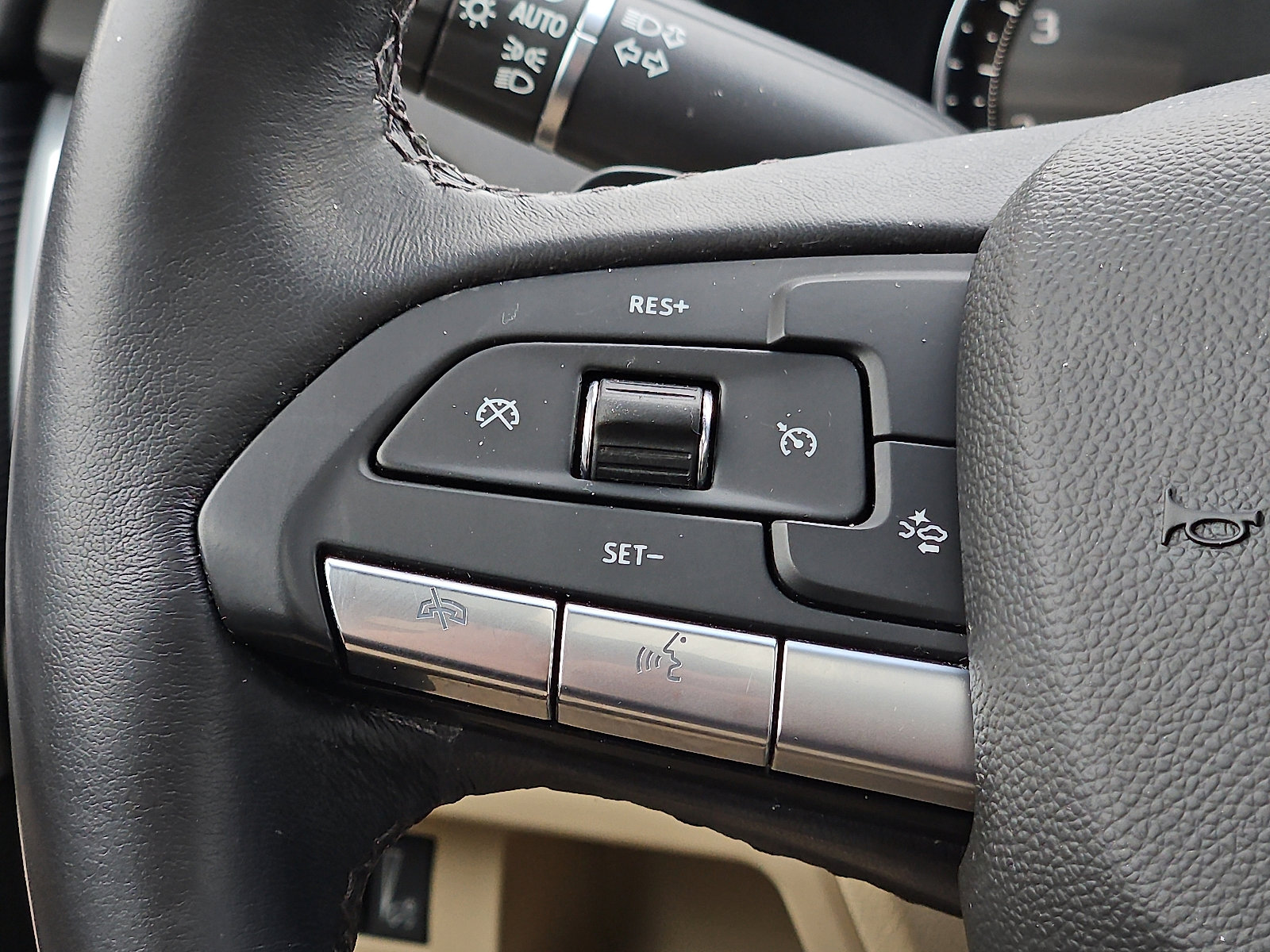 Certified 2022 Cadillac CT5 Luxury w/ Sun And Sound Package image 21