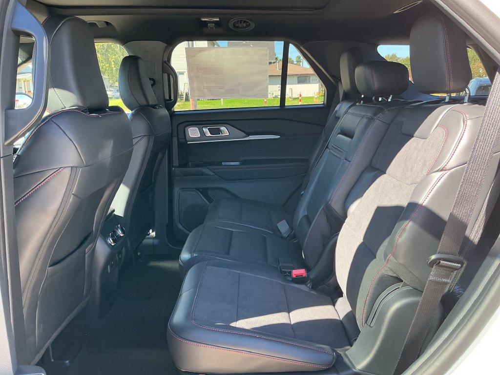 New 2027 Ford Explorer ST w/ Sun And Sound Package AWD/4WD image 22