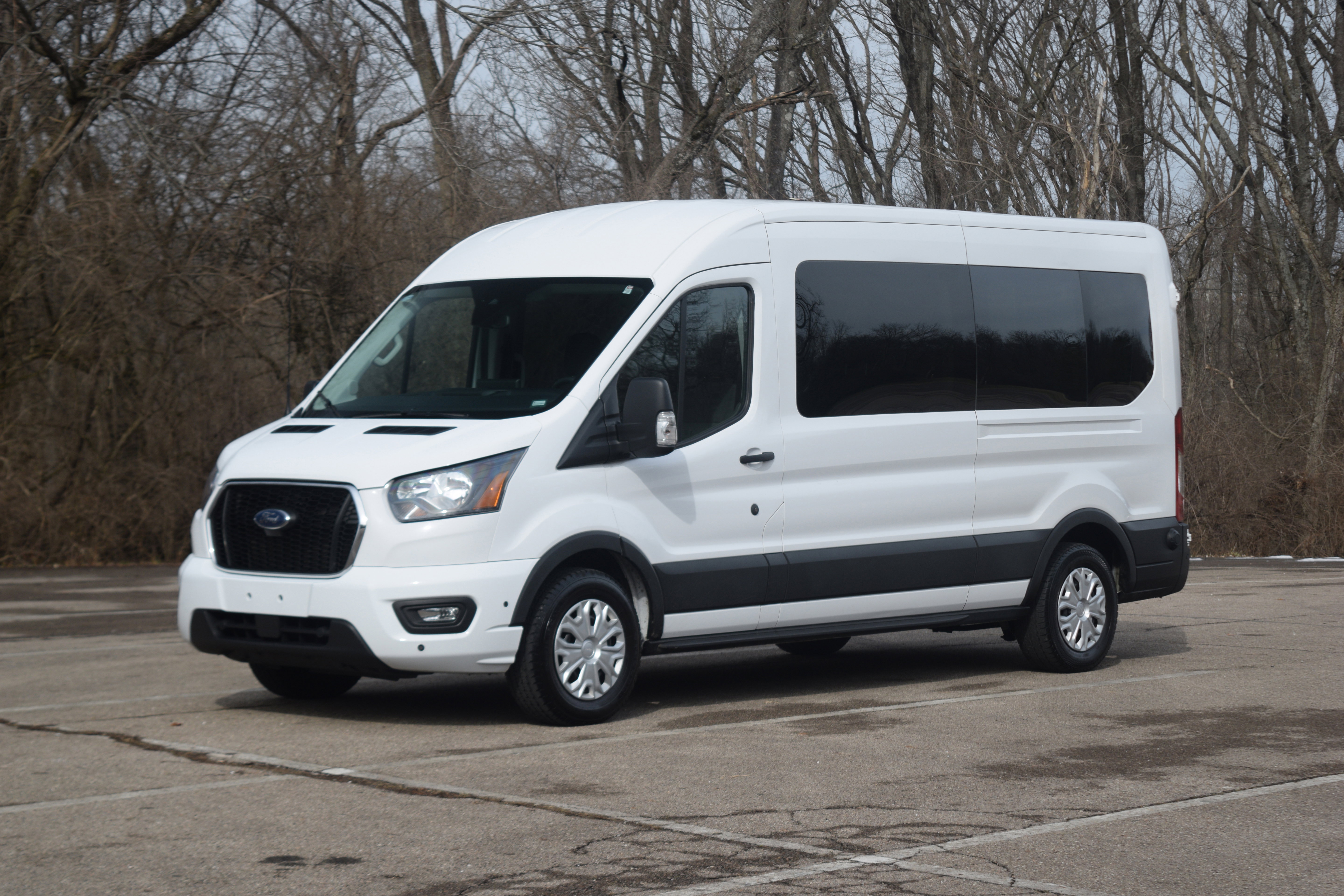 Used 2024 Ford Transit 350 XLT image 22
