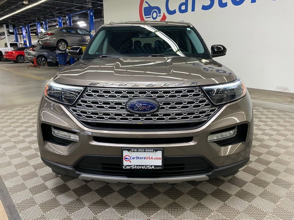 Used 2021 Ford Explorer Limited w/ Equipment Group 301A image 4