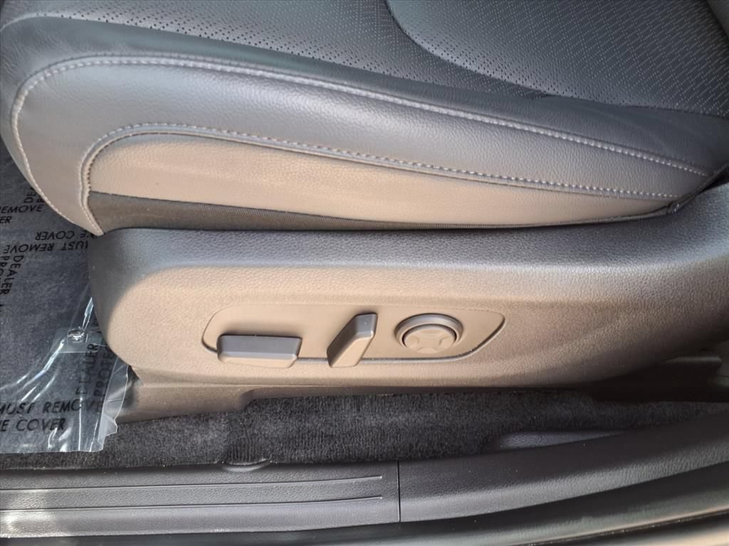 Used 2026 Kia Carnival SX Prestige FWD image 19