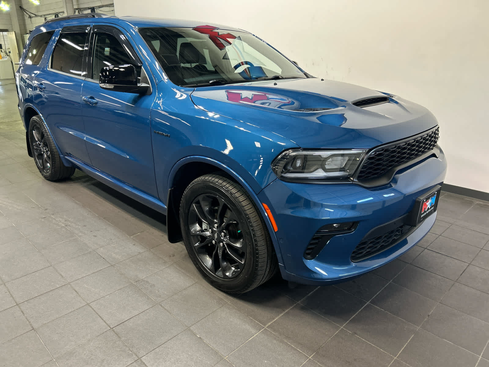 Used 2023 Dodge Durango R/T AWD/4WD image 2