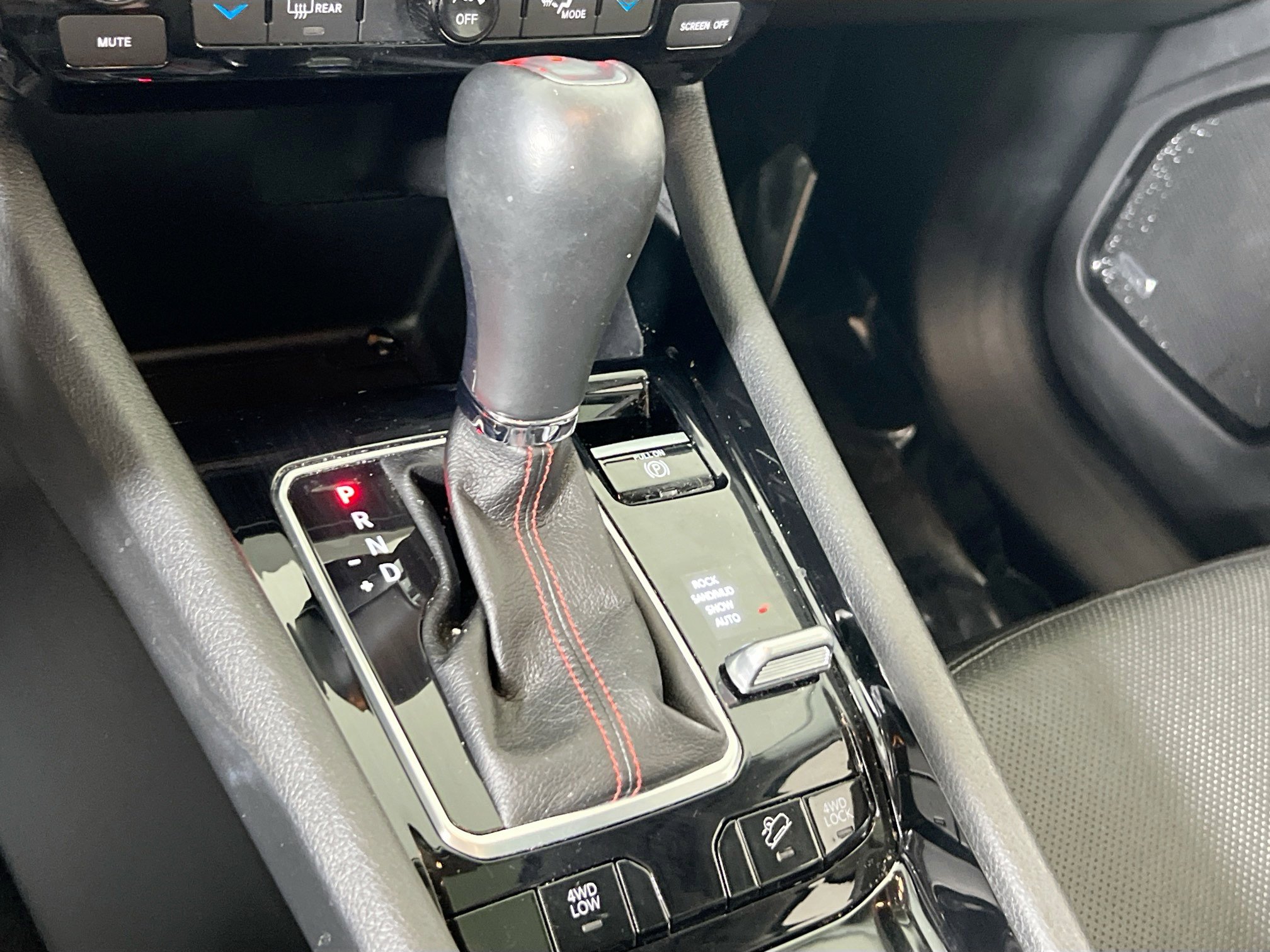 Used 2022 Jeep Compass Trailhawk w/ Trailhawk Elite Group image 17