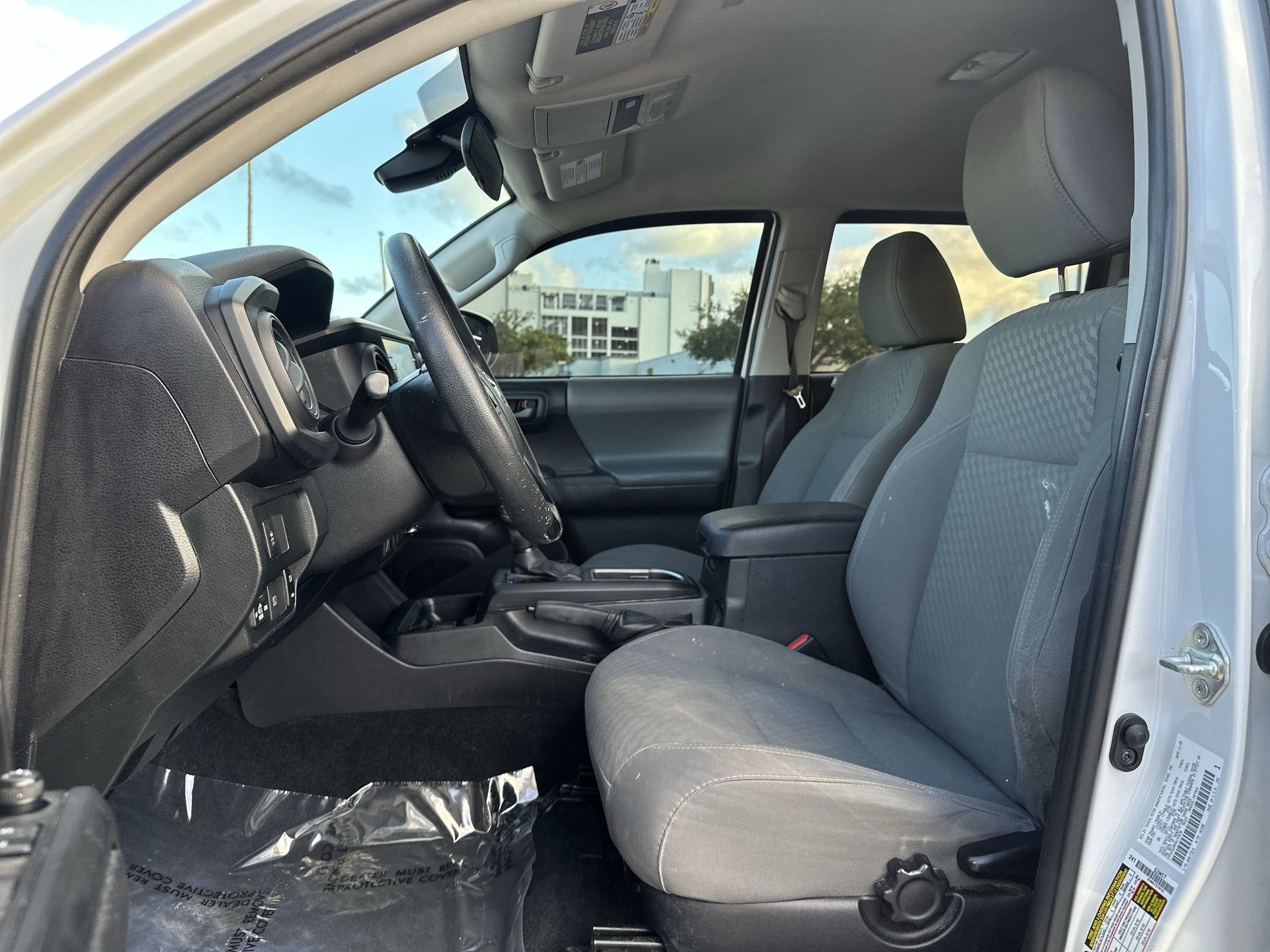 Used 2021 Toyota Tacoma SR w/ SR Convenience Package RWD image 13