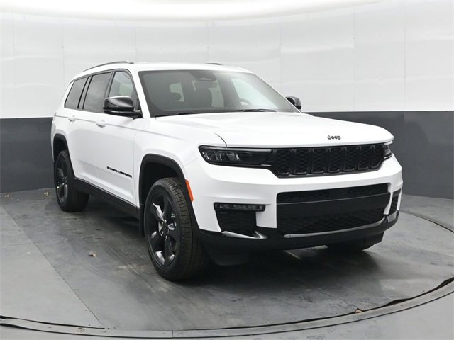 New 2025 Jeep Grand Cherokee L Limited w/ Black Appearance Package image 10