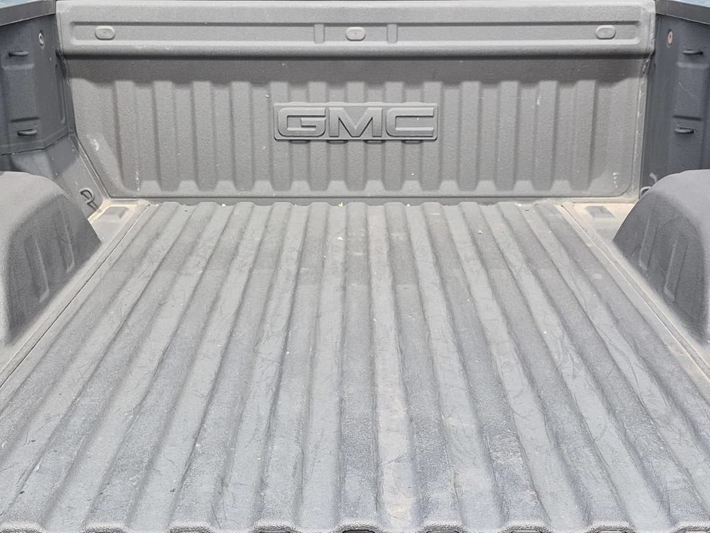 Used 2023 GMC Sierra 1500 SLT w/ SLT Convenience Package AWD/4WD image 7