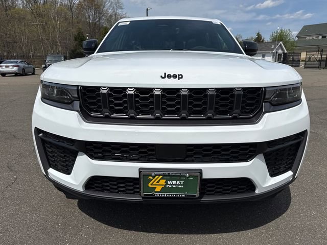 New 2026 Jeep Grand Cherokee L 4WD image 2