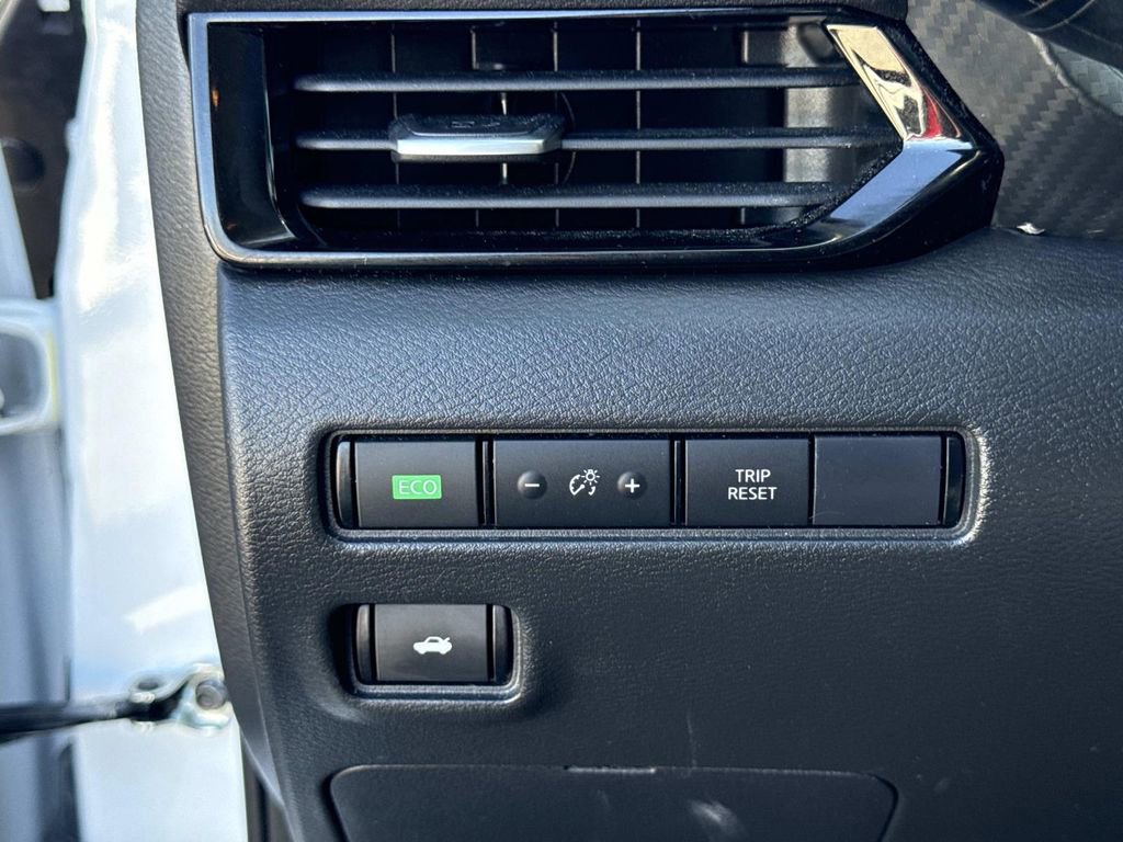 Used 2024 Nissan Sentra SV image 30