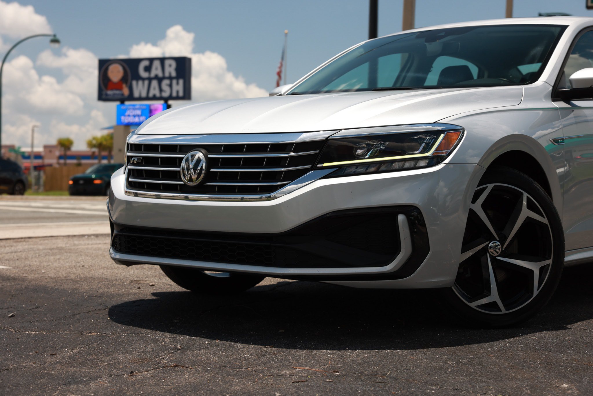 Used 2020 Volkswagen Passat 2.0T R-Line FWD image 29