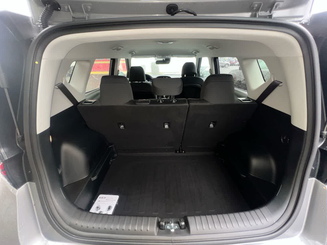 Certified 2025 Kia Soul LX w/ LX Technology Package FWD image 25