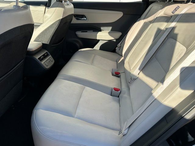 Used 2024 Nissan Ariya AWD image 12