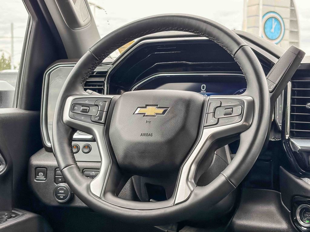 Used 2025 Chevrolet Silverado 2500 LT w/ Convenience Package image 20